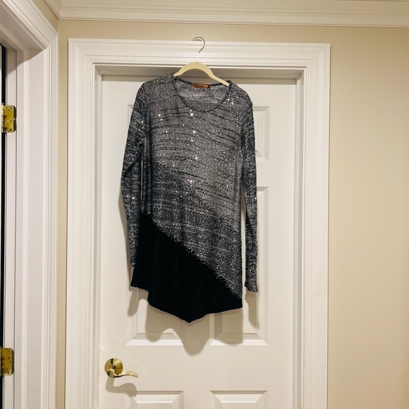 Sparkling two toned sweater in size large.  Beautiful and like new. - Picture 2 of 4